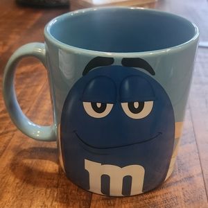 Large Blue M&M coffee mug.